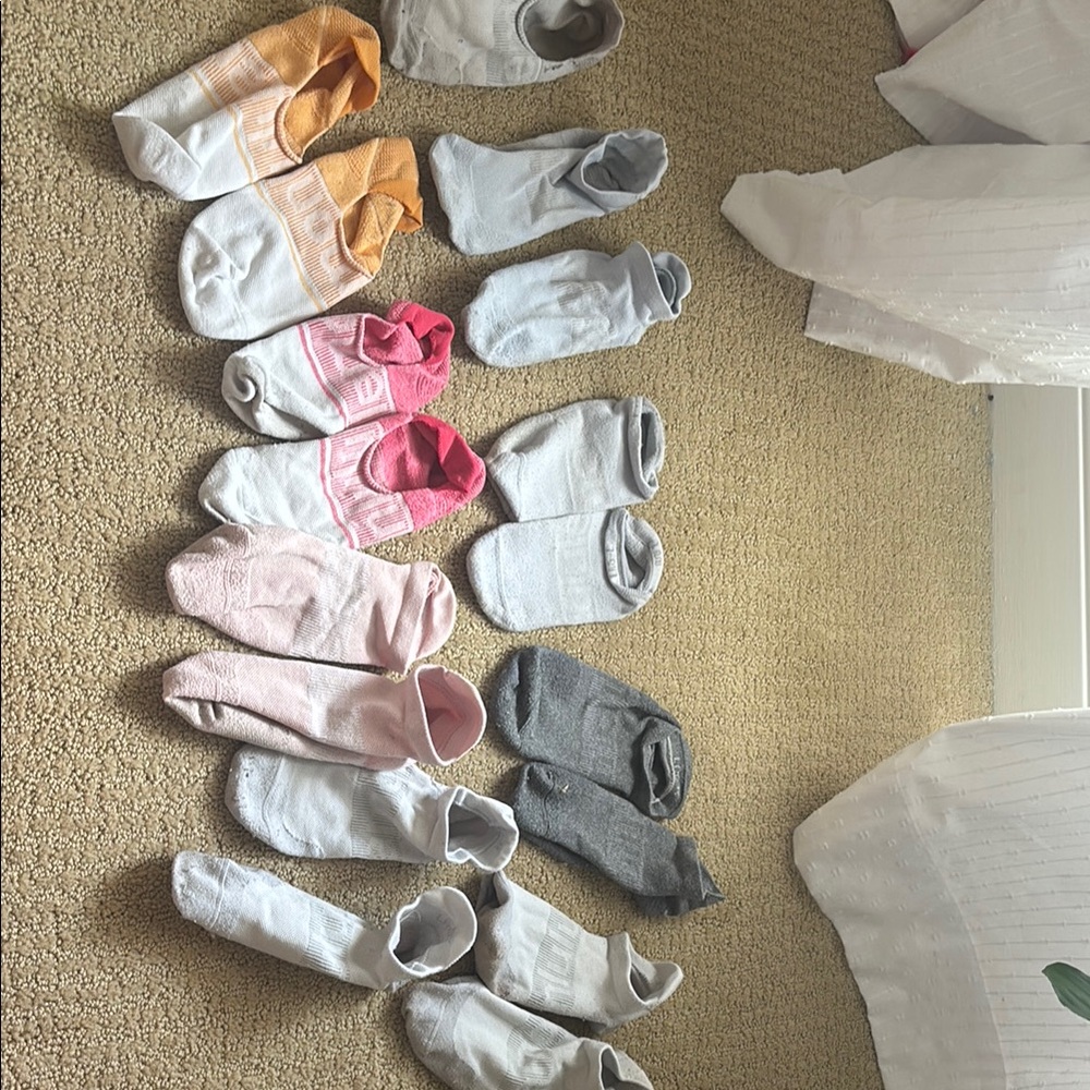 Lululemon Athletica sock mix